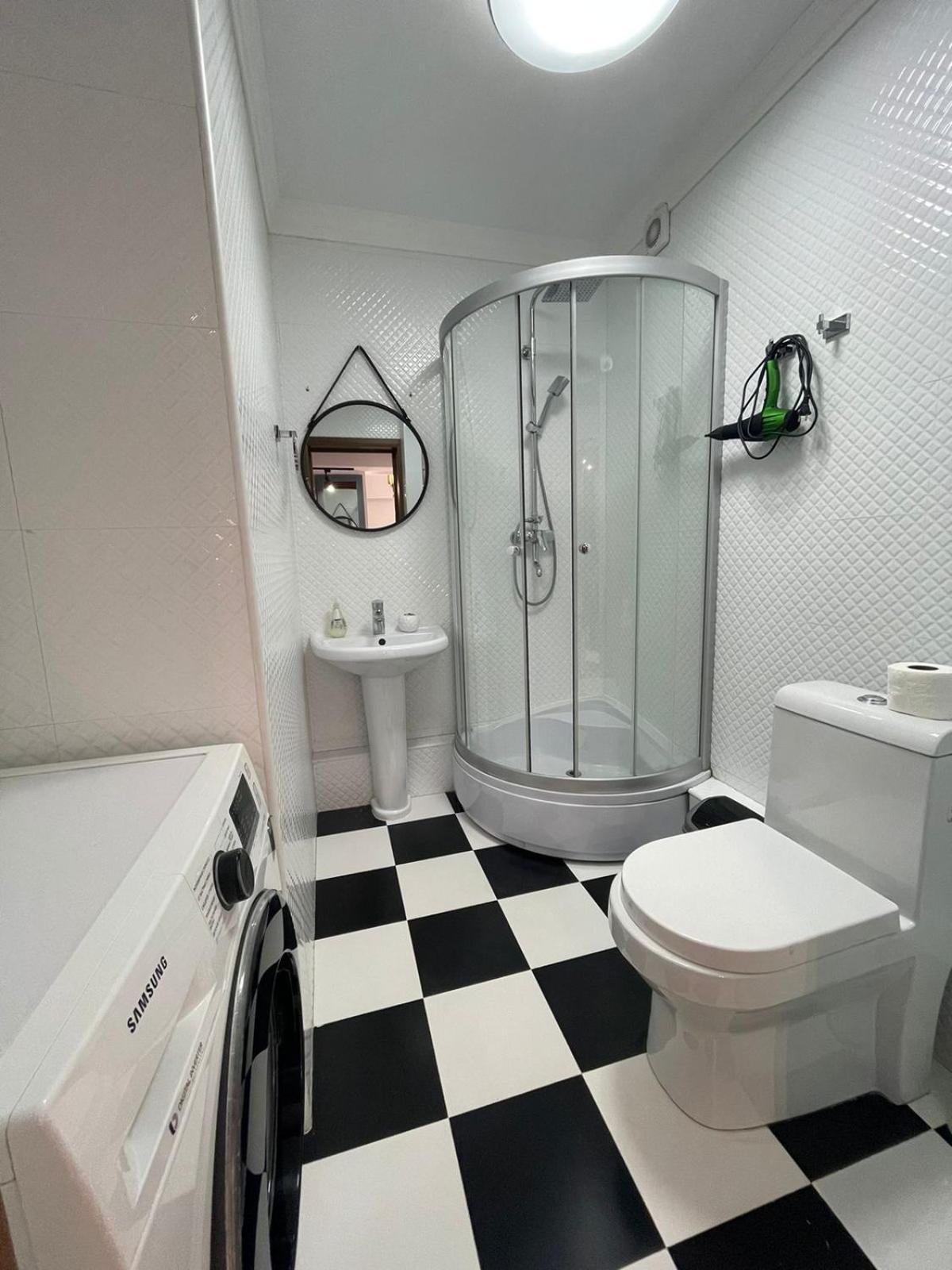 Апартаменты На Арбате Almaty Extérieur photo